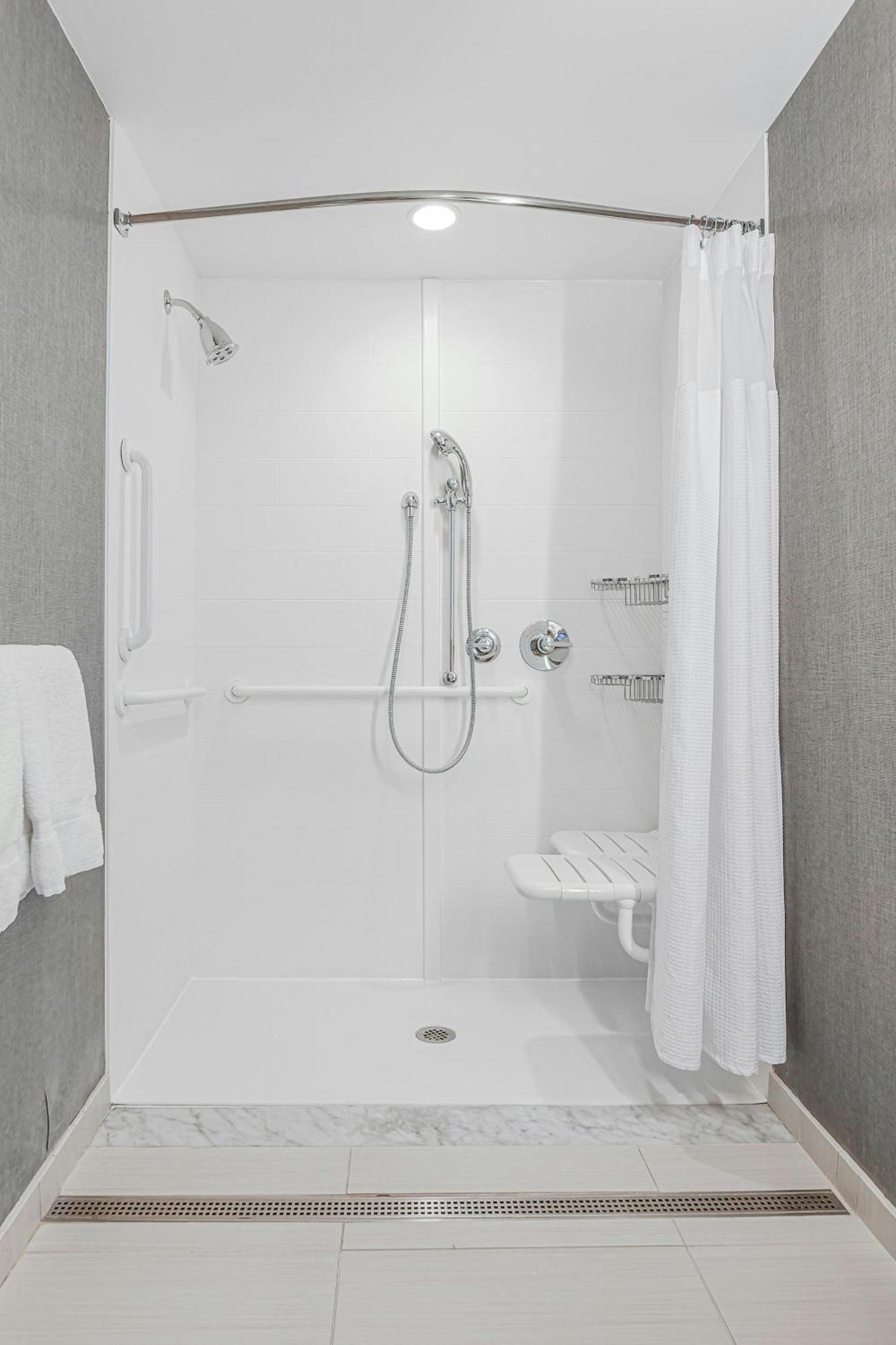 Springhill Suites By Marriott Fishkill Ngoại thất bức ảnh